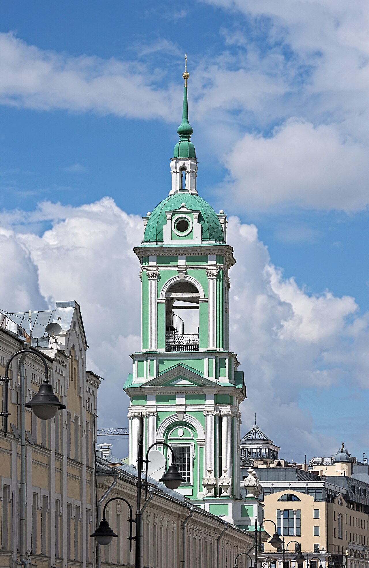 Church (building)